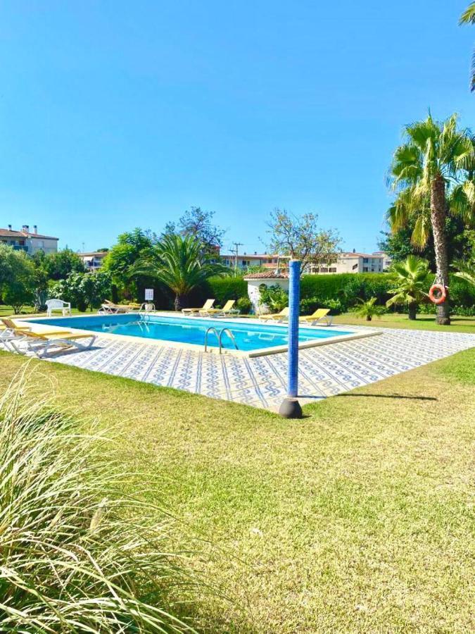 Complejo Colibri 8 Villa Cambrils Buitenkant foto